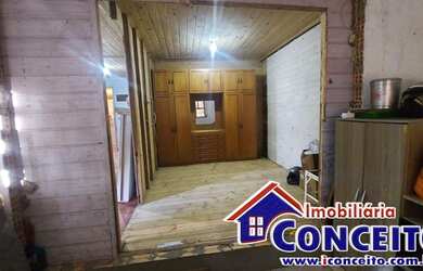 Imagem 5: C607 - Residência mista em região de moradores no balneário Albatroz