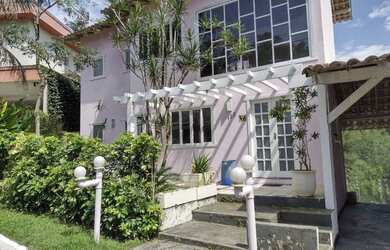 Imagem: A casa em condomínio possui 3 Dormitórios, 3 Banheiros, 4