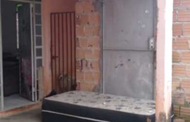 Imagem 3: Casa a venda. Varanda, 1 Vaga na garageme2 Dormitórios