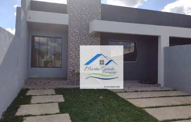 Imagem: A casa possui 3 Dormitórios, 2 Banheiros, 2 Vagas na garagem