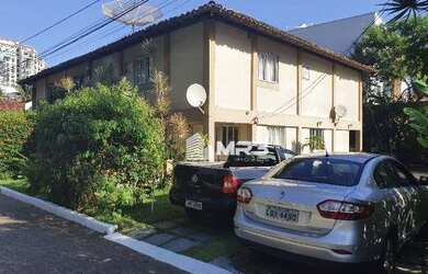Imagem: A casa em condomínio possui 3 Dormitórios, 4 Banheiros, 3