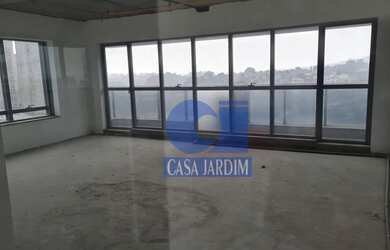 Imagem: O depósito possui 1 Vaga na garagem, 54m² de Área e está