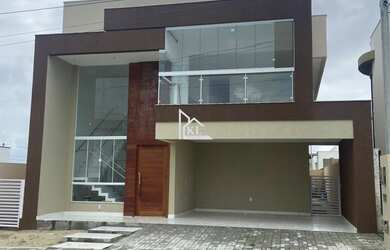 Imagem: A casa em condomínio possui 5 Dormitórios, 5 Banheiros, 4