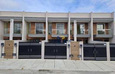 Imagem: A casa possui 2 Dormitórios, 1 Banheiro, 1 Vaga na garagem