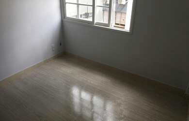 Imagem 1: JK na Dr Flores, Galeria Nações, 100 reformado, de frente, Dr. Flores...