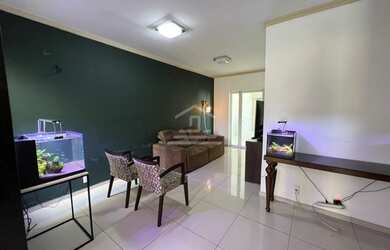 Imagem: A casa possui 5 Dormitórios, 5 Banheiros, 4 Vagas na garagem