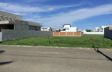 Imagem: O terreno possui 466m² de Área e está localizado em Parque