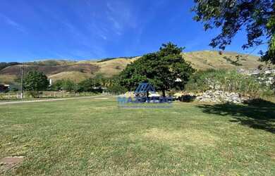 Imagem: O terreno possui 4.500m² de Área e está localizado em Jardim