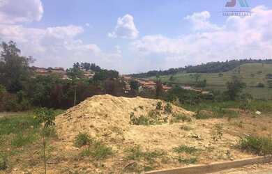 Imagem: O terreno possui 318m² de Área e está localizado em Monte