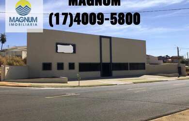 Imagem: O depósito possui 5 Vagas na garagem, 202m² de Área e está