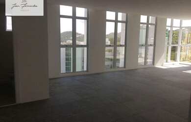 Imagem 2: Sala Comercial à venda por R$ 690.000 - Pioneiros - Balneário Camboriú/SC