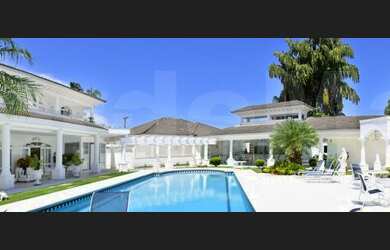 Imagem 2: Mansão A VENDA no Jardim Acapulco em Guarujá