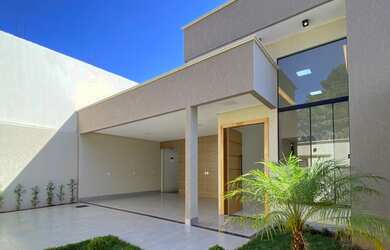 Imagem: A casa possui 3 Dormitórios, 4 Banheiros, 3 Vagas na garagem