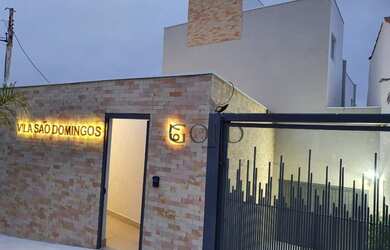 Imagem: A casa em condomínio possui 2 Dormitórios, 2 Banheiros, 2