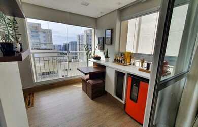 Imagem: O apartamento possui 2 Dormitórios, 2 Banheiros, 1 Vaga na