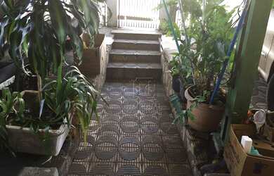 Imagem: O terreno possui 210m² de Área e está localizado em Vila