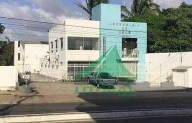 Imagem: O depósito possui 5 Vagas na garagem, 355m² de Área e está