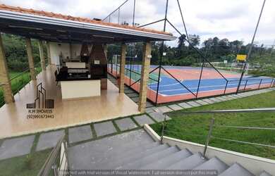 Imagem: O terreno possui 250m² de Área e está localizado em Ponta