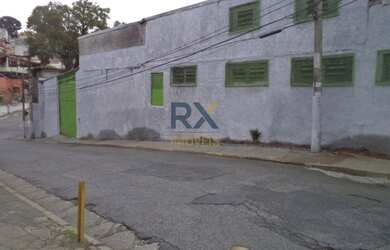 Imagem: O depósito possui 5 Vagas na garagem, 3.200m² de Área e