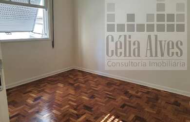 Imagem 6: Reformado, 3 dormitorios, garagem demarcada no Gonzaga - Santos - SP