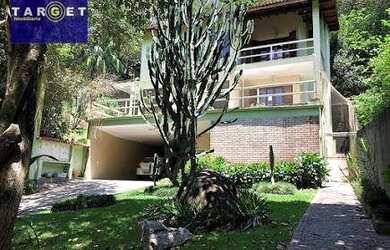 Imagem: A casa em condomínio possui 3 Dormitórios, 4 Banheiros, 5