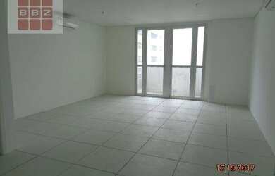 Imagem: O depósito possui 1 Vaga na garagem e 40m² de Área e está