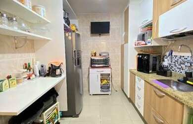 Imagem: A casa em condomínio possui 3 Dormitórios, 2 Banheiros, 2