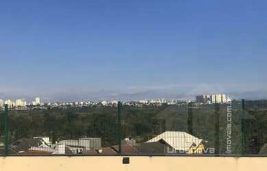 Imagem: A casa em condomínio possui 4 Dormitórios, 3 Banheiros, 2