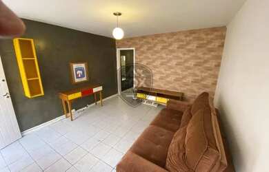 Imagem: A casa possui 2 Dormitórios, 2 Banheiros, 1 Vaga na garagem