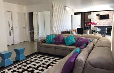 Imagem: O apartamento possui 3 Dormitórios, 5 Banheiros, 4 Vagas na