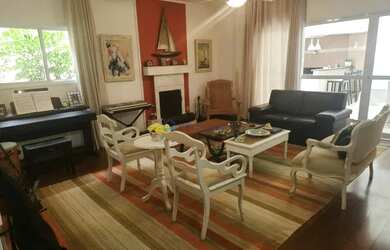 Imagem: A casa em condomínio possui 2 Dormitórios, 4 Banheiros, 4