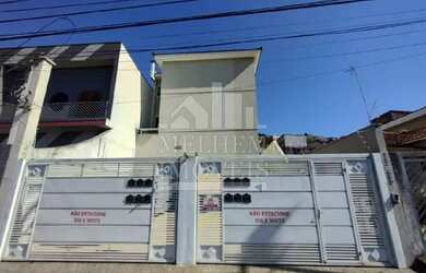 Imagem: A casa possui 2 Dormitórios, 1 Banheiro, 1 Vaga na garagem