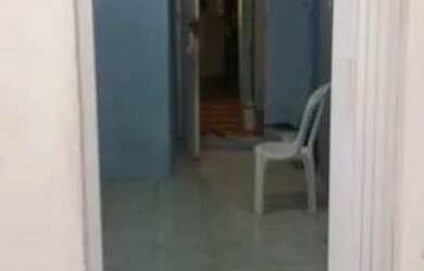 Imagem: A casa possui 1 Dormitório, 1 Banheiro e está localizado