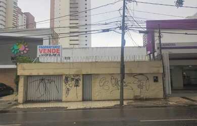 Imagem: A casa possui 5 Dormitórios, 5 Banheiros, 310m² de Área e