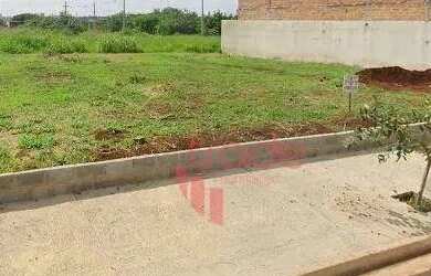 Imagem 2: Casa à Venda de 03 Quartos no Bairro Recreio Anhangera em Ribeirão Preto com Quintal