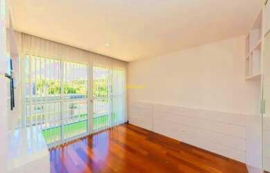 Imagem 5: Casa com piscina em condomínio - Santa Felicidade