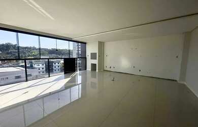 Imagem 7: Apartamento à Venda em Jaraguá do Sul com 3 quartos sendo 3 suítes...