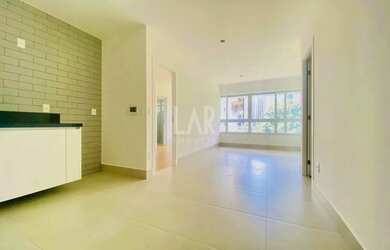 Imagem: O apartamento possui 2 Dormitórios, 3 Banheiros, 2 Vagas na