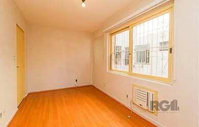 Imagem 9: Apartamento de 2 Dormitórios no bairro Auxiliadora, próximo a Plínio...