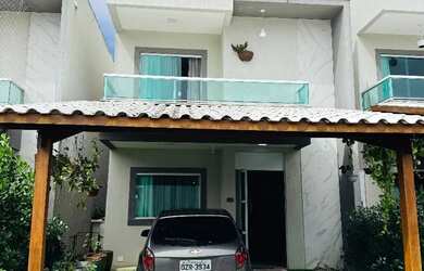 Imagem: A casa em condomínio possui 4 Dormitórios, 4 Banheiros, 2