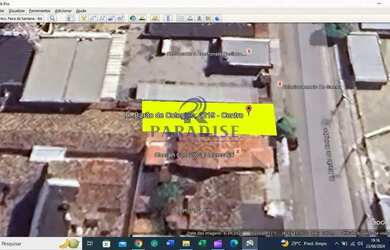 Imagem: O terreno possui 240m² de Área e está localizado em Centro