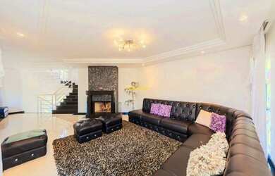 Imagem 2: Casa com piscina em condomínio - Santa Felicidade