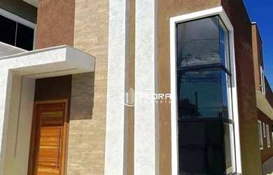 Imagem: A casa à venda possui 3 Dormitórios, 4 Banheiros, 2 Vagas