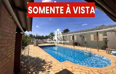 Imagem: A fazenda possui 300m² de Área e está localizado em Área