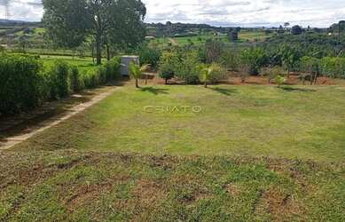 Imagem: O terreno possui 1.534m² de Área e está localizado em Trindade