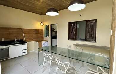 Imagem 4: Imóvel para venda possui 300 metros quadrados com 4 quartos em Cohajap...