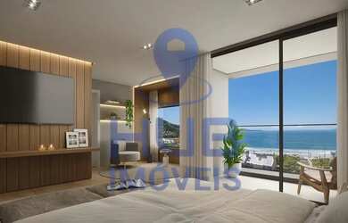 Imagem: A casa possui 3 Dormitórios, 5 Banheiros, 3 Vagas na garagem