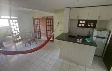 Imagem: A casa possui 3 Dormitórios, 4 Banheiros, 4 Vagas na garagem