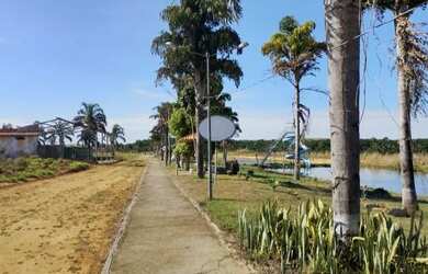 Imagem: O terreno possui 120m² de Área e está localizado em Alto