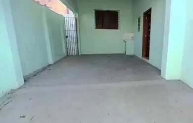 Imagem: A casa possui 2 Dormitórios e está localizado em Redenção